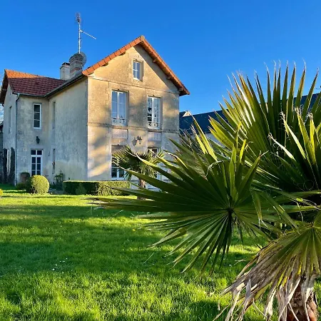 Hébergement de vacances Du Palmier *